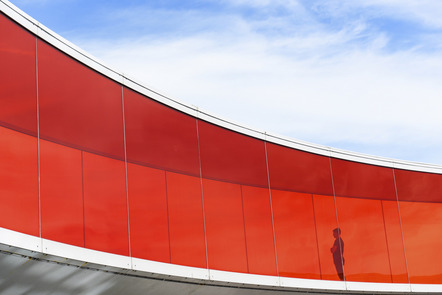 Zürcher, Walter  - Fotoclub Schleswig e.V.  - Aussicht rot - Farbe - AK3 - Annahme