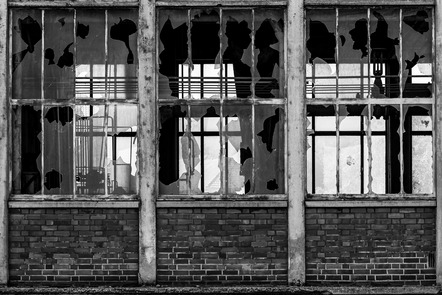 Luttmer, Karin  - Fotoclub Kiel  - Eisenwerk Völklinger Hütte - Annahme